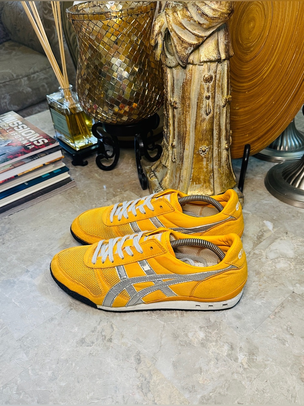 Women's Onitsuka Tiger Ultimate 81 Sneakers HN201-7390 Yellow/Silver